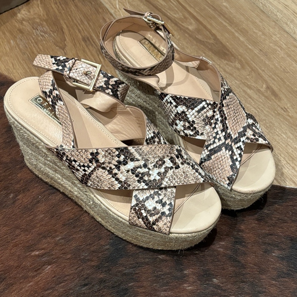 Neutral Snake-Print Espadrille Wedge Sandals - Women